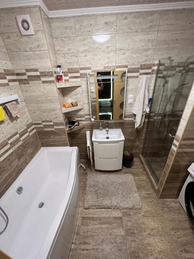 Апартаменти Parizsi Udvar Premium Apartman Дебрецен Екстер'єр фото